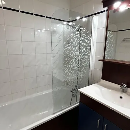 Apartmán T2 Avec Piscine Commune Et Wifi A 200m Des Thermes - Fr-1-541-175