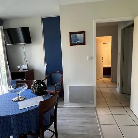 T2 Avec Piscine Commune Et Wifi A 200m Des Thermes - Fr-1-541-175