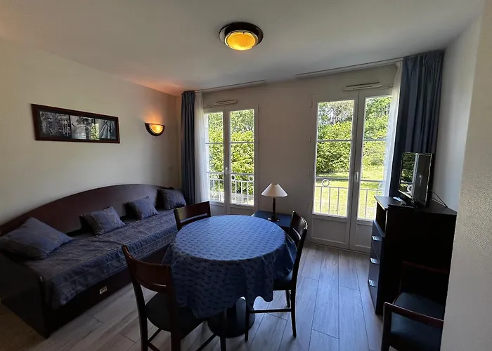 T2 Avec Piscine Commune Et Wifi A 200m Des Thermes - Fr-1-541-175 Apartmán La Roche-Posay