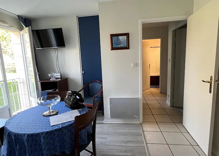 T2 Avec Piscine Commune Et Wifi A 200m Des Thermes - Fr-1-541-175