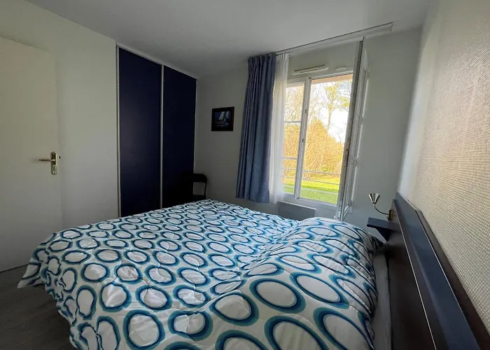 T2 Avec Piscine Commune Et Wifi A 200m Des Thermes - Fr-1-541-175